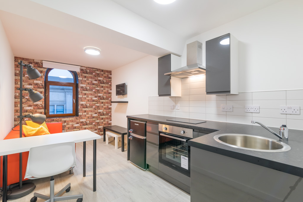 Sir Thomas | Completed Development