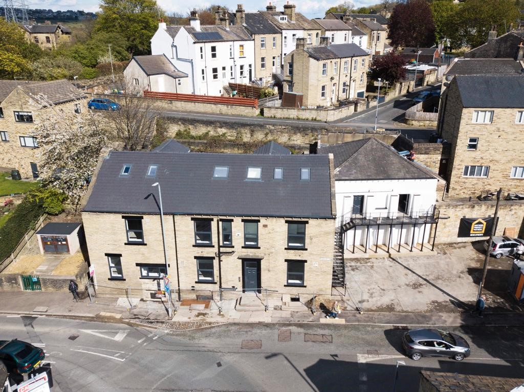 Bridge End, Brighouse