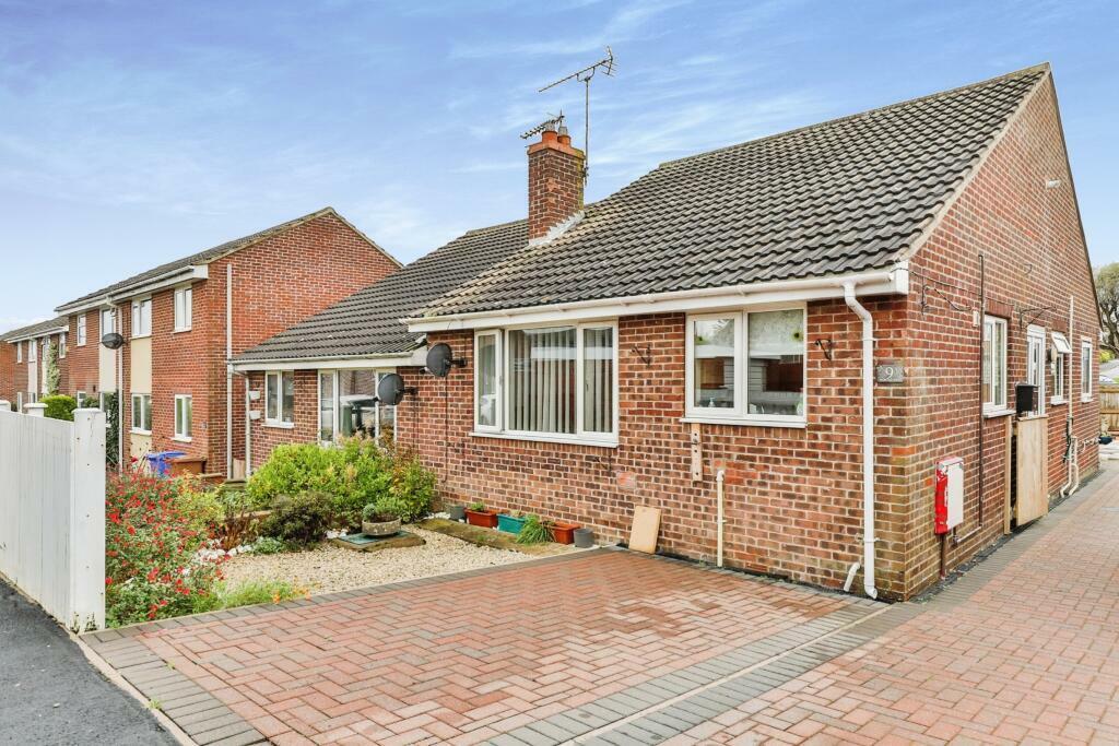 North Leas Drive