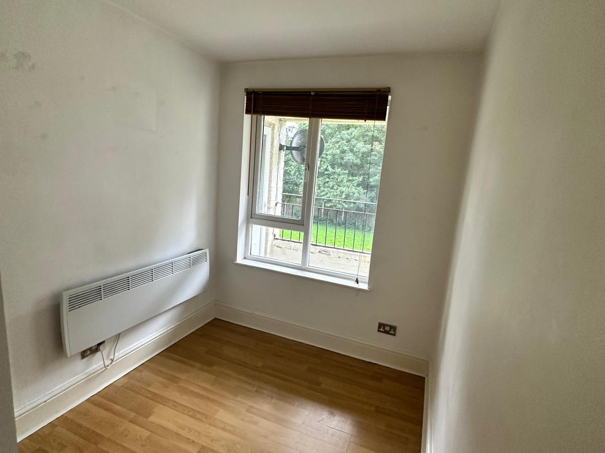 1318 Bristol Road South