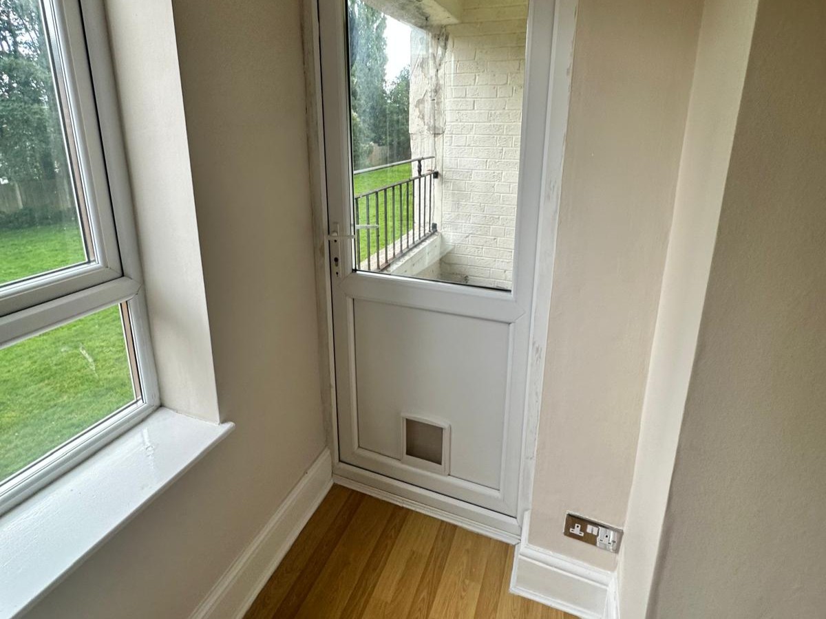 1318 Bristol Road South